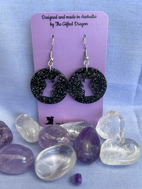 Earrings: Playing with the Moon